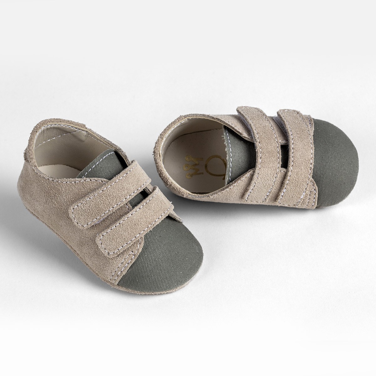 Ever Kid Βαπτιστικά sneakers αγκαλιάς Α512Ε
