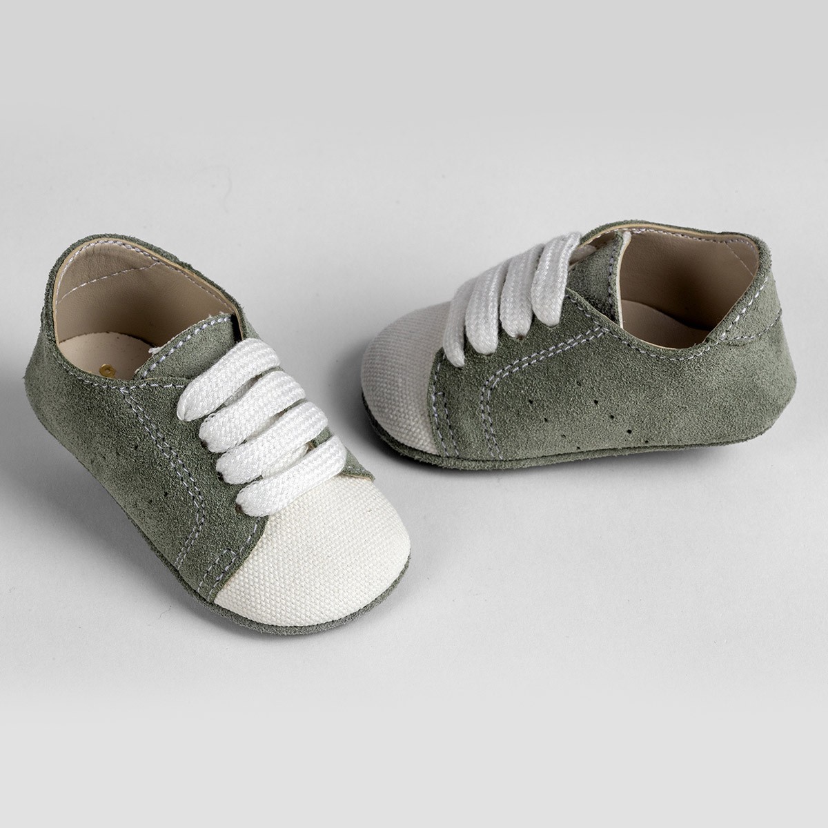Ever Kid Βαπτιστικά sneakers αγκαλιάς Α513Β