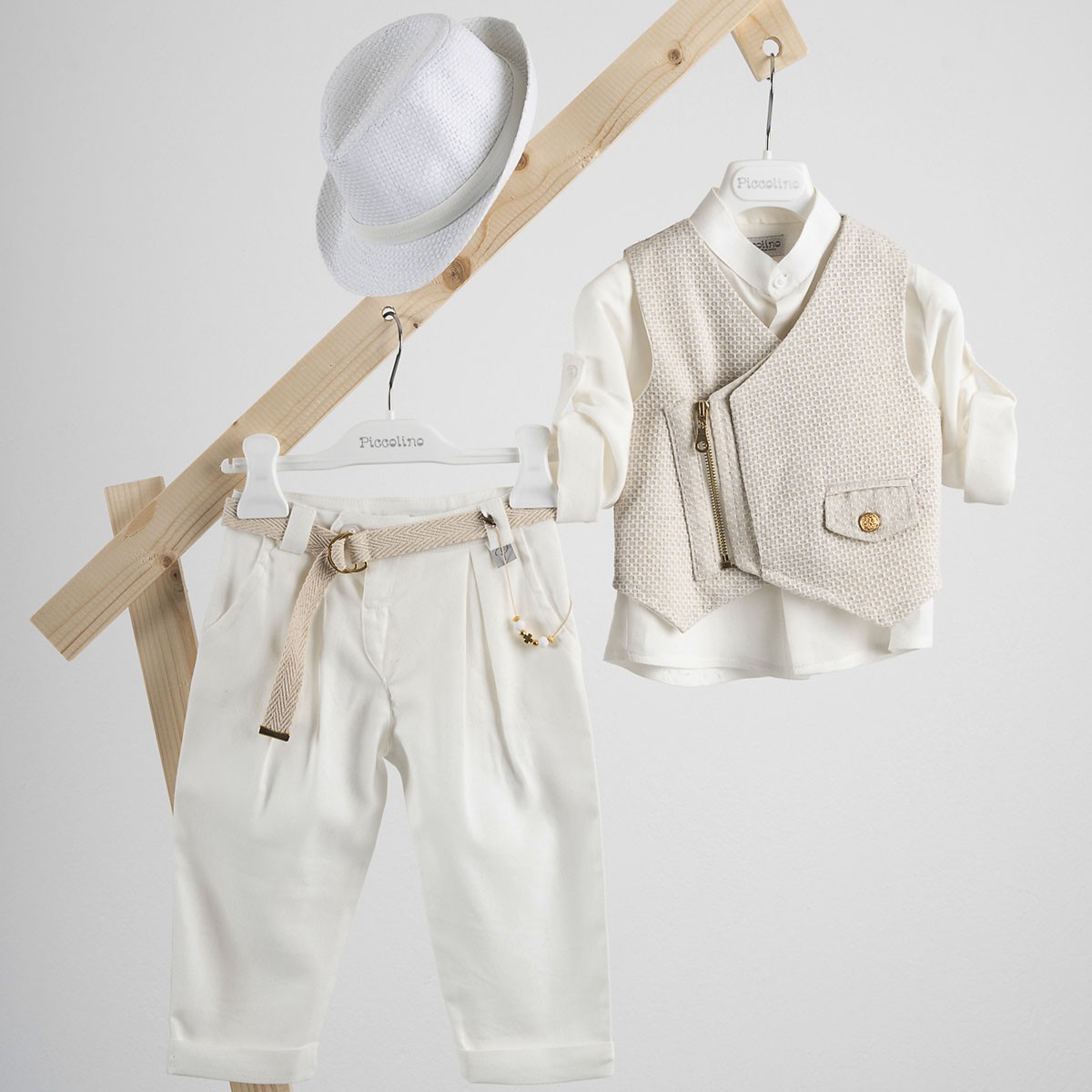 Βαπτιστικό κοστούμι Piccolino Furilo σε χρώμα Off White